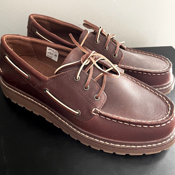 Boys Sperry Docksiders Size 6.5 - Picture 2 of 9